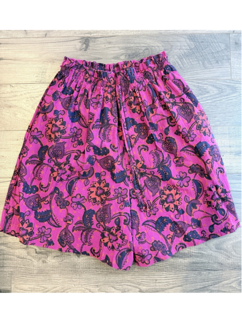 Vintage 90s JUICE Paperbag Waist Floral Shorts Pink Cotton USA Made Art Teacher